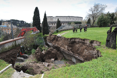 ローマの「ネロ皇帝の黄金宮殿」、地下遺構の天井が崩落