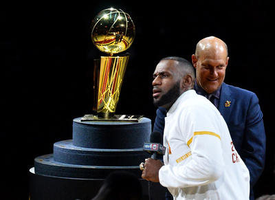 レブロンがNFLの視聴率低下を分析「娯楽性が失われつつある」