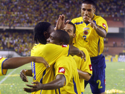 コロンビア エクアドルとの親善試合に勝利