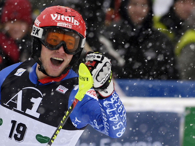 男子回転開幕戦 マルク・ジーニが優勝を飾る