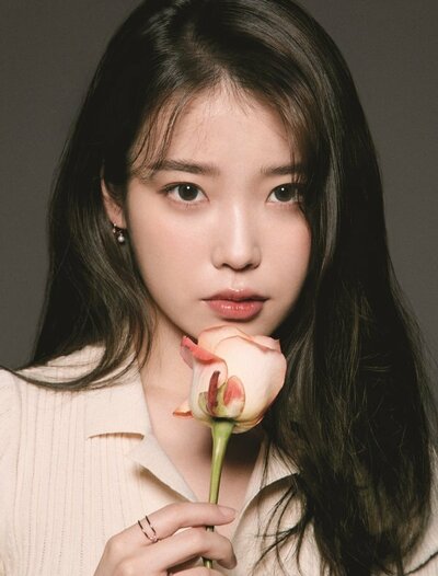 IU、「こどもの日」を迎えて1億ウォン寄付 – KOREA WAVE