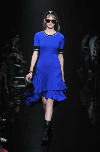 いろいろな都市の文化織り交ぜた新作、「オニツカタイガー×アンドレア･ポンピリオ」15年春夏