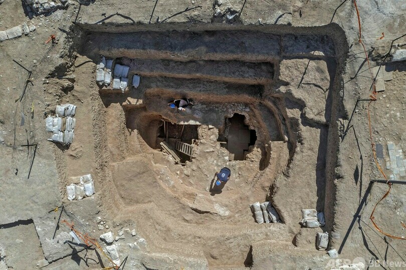 砂漠から1200年前の大邸宅跡 近くにモスク遺跡も イスラエル
