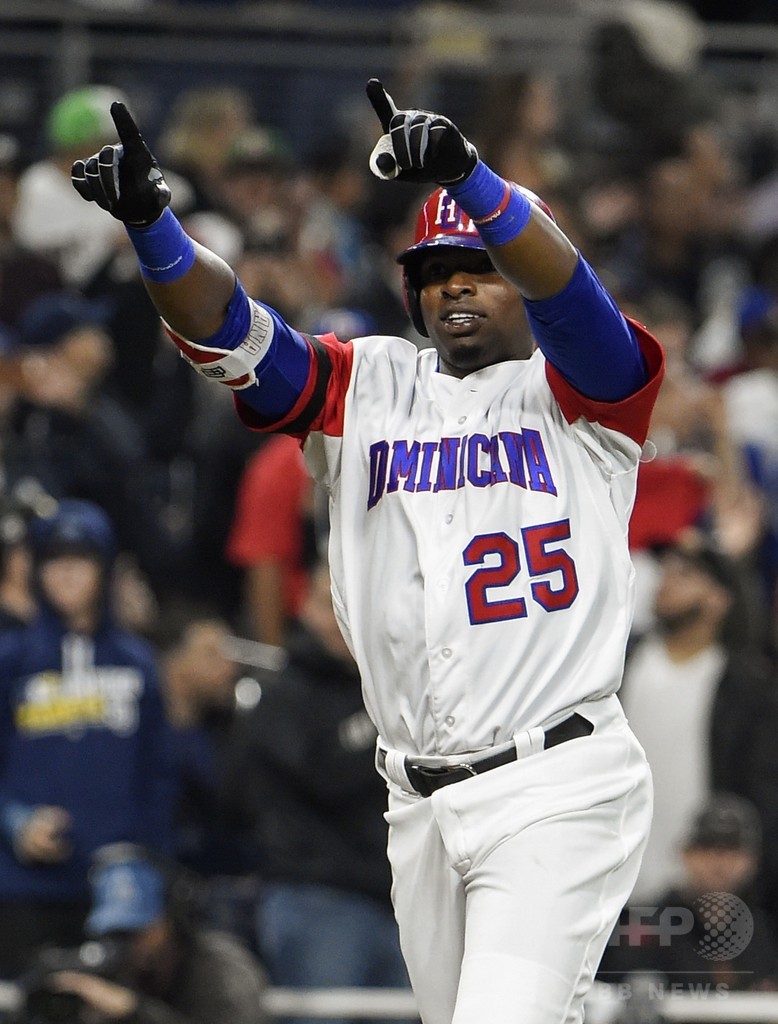 ドミニカ共和国がベネズエラに勝利、ポランコとクルーズが本塁打