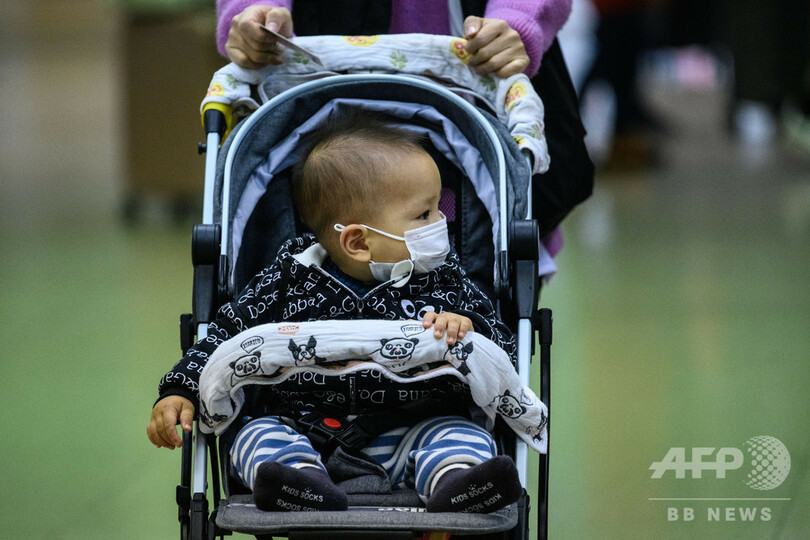 生後30時間の新生児、新型ウイルスに感染 中国・武漢