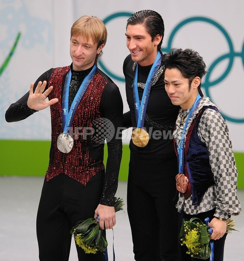 高橋が男子フィギュア初メダルの銅 優勝はライサチェク、バンクーバー冬季五輪