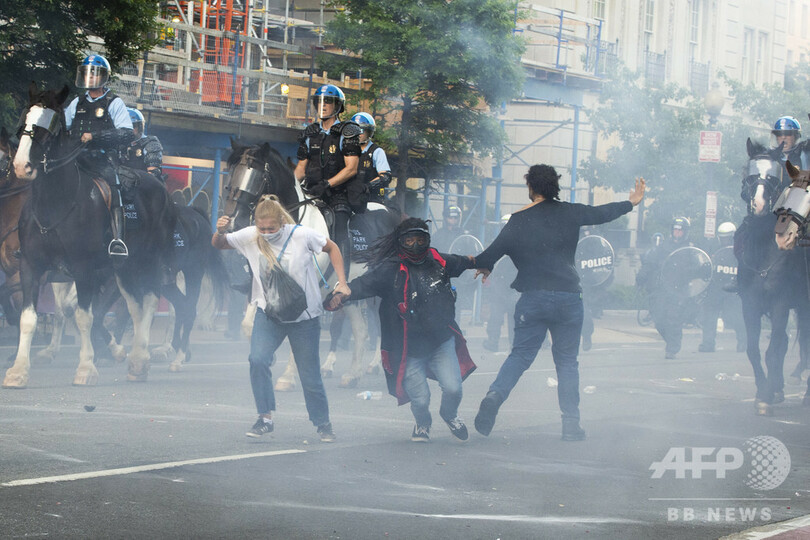 米人権団体、トランプ氏らを提訴 ホワイトハウス前のデモ隊排除で