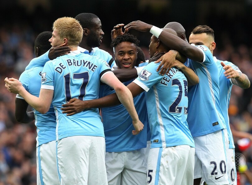 スターリングが前半だけでハットトリック、シティ大勝で首位キープ