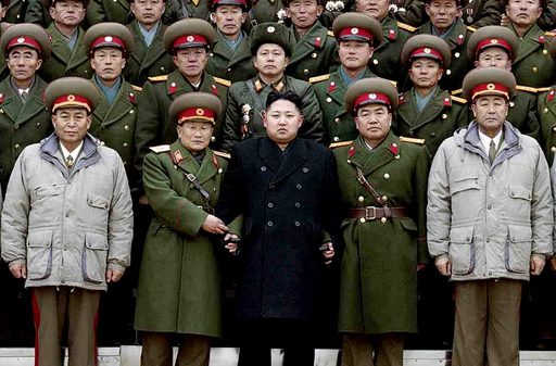 金正恩氏は「天才中の天才」、北朝鮮が記録映画を放映 誕生日を意識か