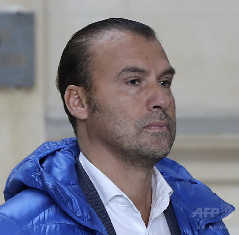 仏パリ同時襲撃の映像提供した飲食店オーナーに有罪判決 写真5枚 国際ニュース:AFPBB News
