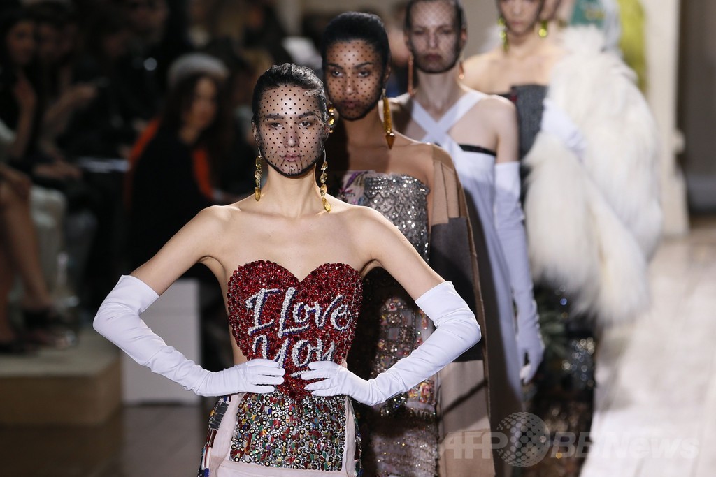 ヴィンテージファブリックで創るスタイル、「メゾン マルタン マルジェラ」14/15年秋冬オートクチュール