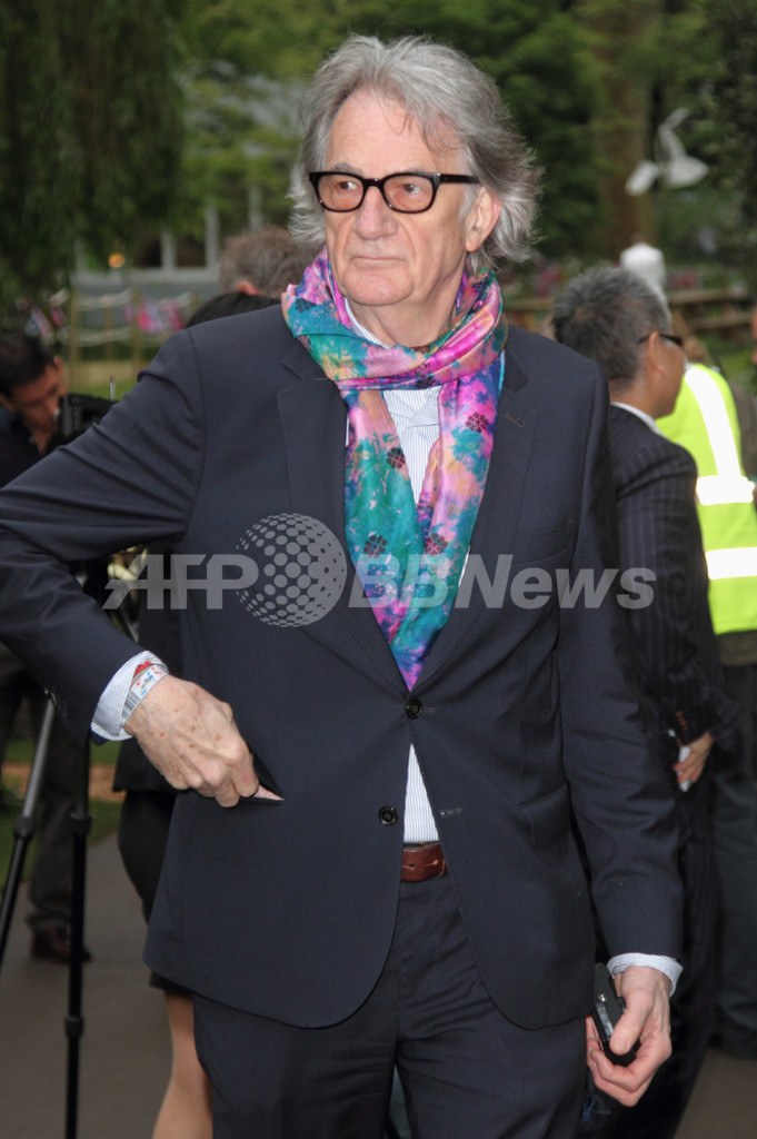 ポール・スミス、自身のブランドと伝統的な英国スタイルとの関係性を語る