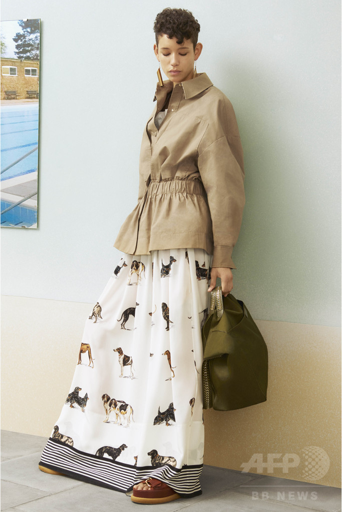 「ステラ マッカートニ」ブランド初のメンズ＆ウィメンズ、アビー・ロード・スタジオで発表