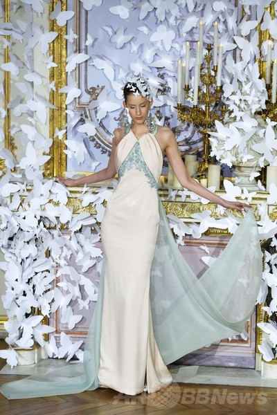 ＜14年春夏パリ・オートクチュール＞アレクシ・マビーユ