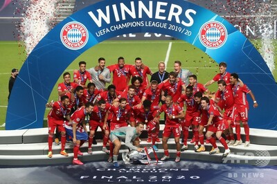 22/23 UEFA CL決勝　バイエルン　パリ・サンジェルマン 記念マフラー 22/23 UEFA CL決勝 バイエルン パリ・サンジェルマン 記念マフラー 22