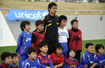 被災児童招きサッカー大会、J1鹿島・小笠原もエール