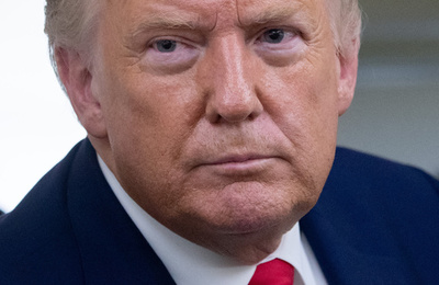 トランプ氏、ツイッター連投でデモ非難 地元当局にも怒り