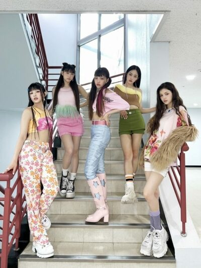 NewJeans、音楽番組4冠達成…「応援のおかげで幸せな時間」 – KOREA WAVE