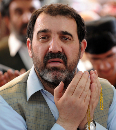 カルザイ大統領の弟、暗殺される アフガニスタン