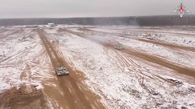 動画:ロシア、ベラルーシが合同軍事演習