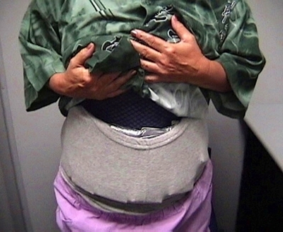 Xマスプレゼントに偽装してコカイン20キロ密輸、コスタリカ警察が女を逮捕