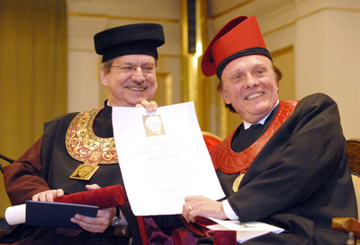 ズデニェク・マーツァルが名誉博士号を受け取る - チェコ