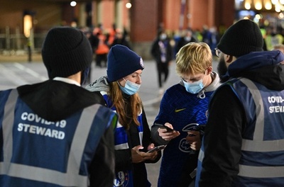 再びコロナ感染急拡大のスポーツ界、対応迫られる各競技