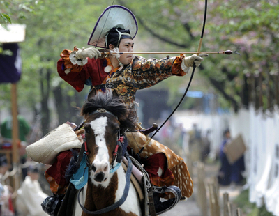 隅田公園で「やぶさめ」