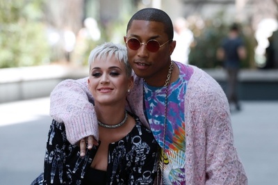 ケイティ・ペリーやファレルの姿も、｢シャネル｣オートクチュールの来場ゲストをチェック！