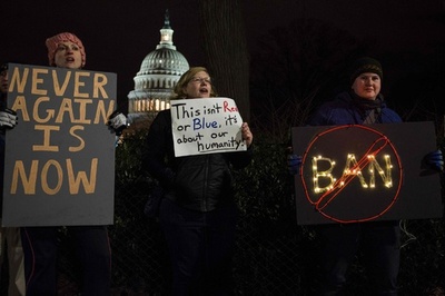 トランプ氏の入国禁止令、米外交官多数が正規ルートで異議