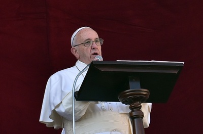 ローマ法王がクリスマスのメッセージ、シリアとリビアに言及