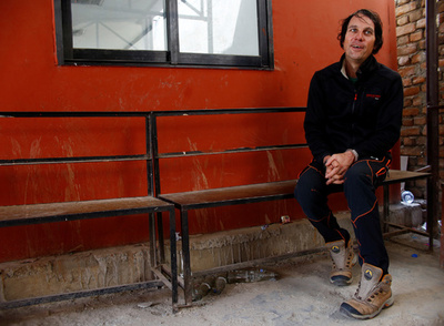 無許可でエベレスト登頂試みた男、罰金免れるも登山禁止処分受ける