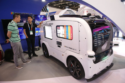 北京市で無人車両の食料配達を開始、中国版GPSが宇宙からサポート