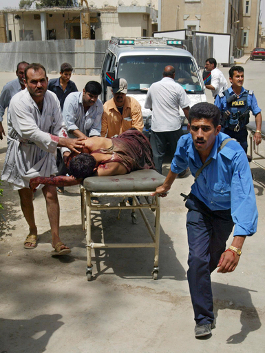 北部キルクーク郊外のモスクで相次ぎテロ発生、15人死亡