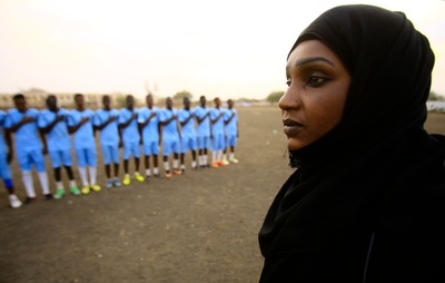 サッカーは 男の世界 W杯女性コメンテーターに差別的批判相次ぐ 写真1枚 国際ニュース Afpbb News