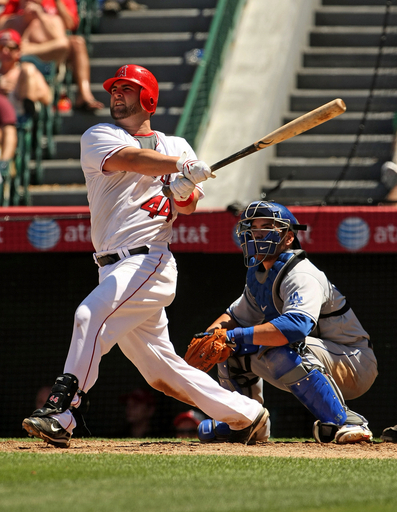 エンゼルス ドジャースを下す