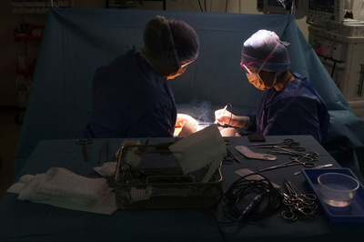 手術後の痛み、音楽で軽減される可能性 研究