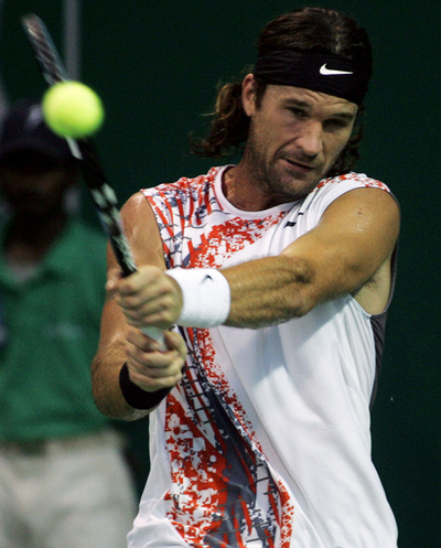 モヤ セラを降し準決勝へ