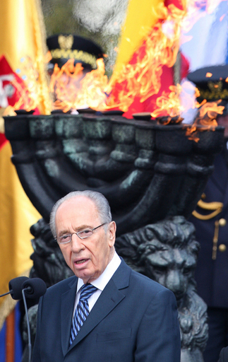 「ワルシャワ蜂起」から65年、記念式典開催