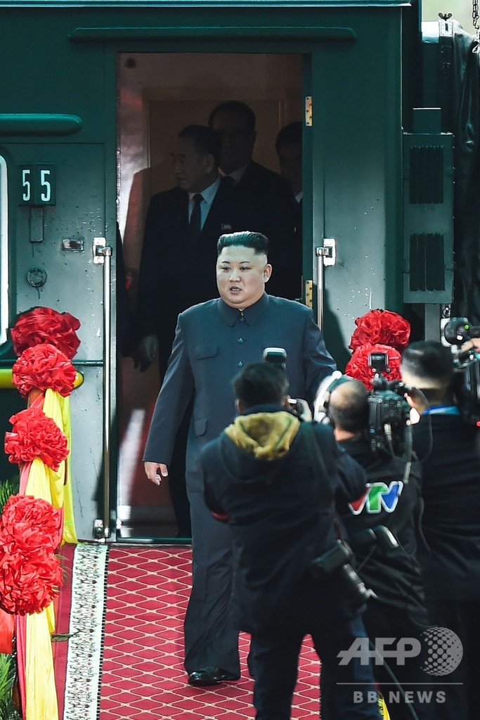金正恩氏がベトナム入り あすから米朝首脳会談
