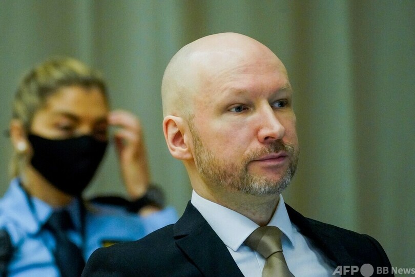 ブレイビク受刑者、仮釈放の申請却下 ノルウェー大量殺人犯
