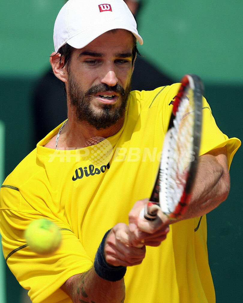 ＜男子テニス 07デビスカップ＞ブラジル 第4試合に勝利しワールドグループ・プレーオフ進出を決める ブラジル 写真6枚 国際ニュース