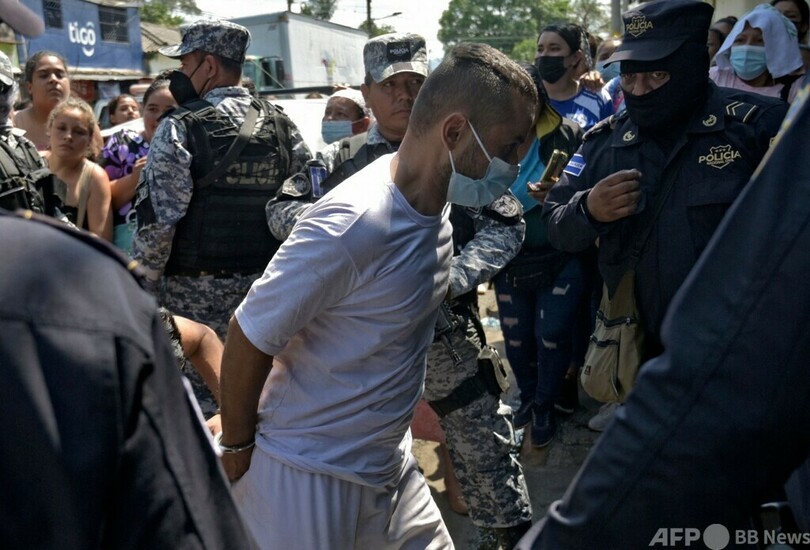 15日間で「ギャング構成員」9000人逮捕 エルサルバドル