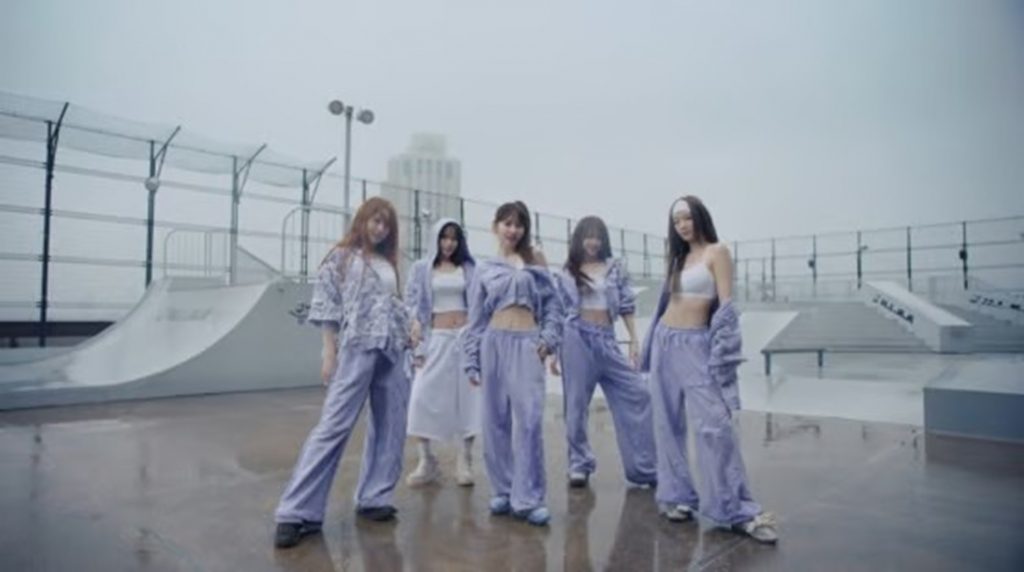 LE SSERAFIM、日本4thシングル「DIFFERENT」で“ありのままの自分