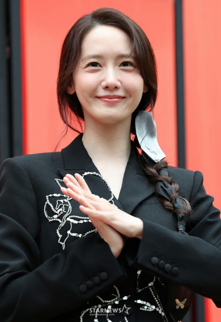 少女時代　ユナ　YoonA Chunyoona.com Vogue2017 yOONA