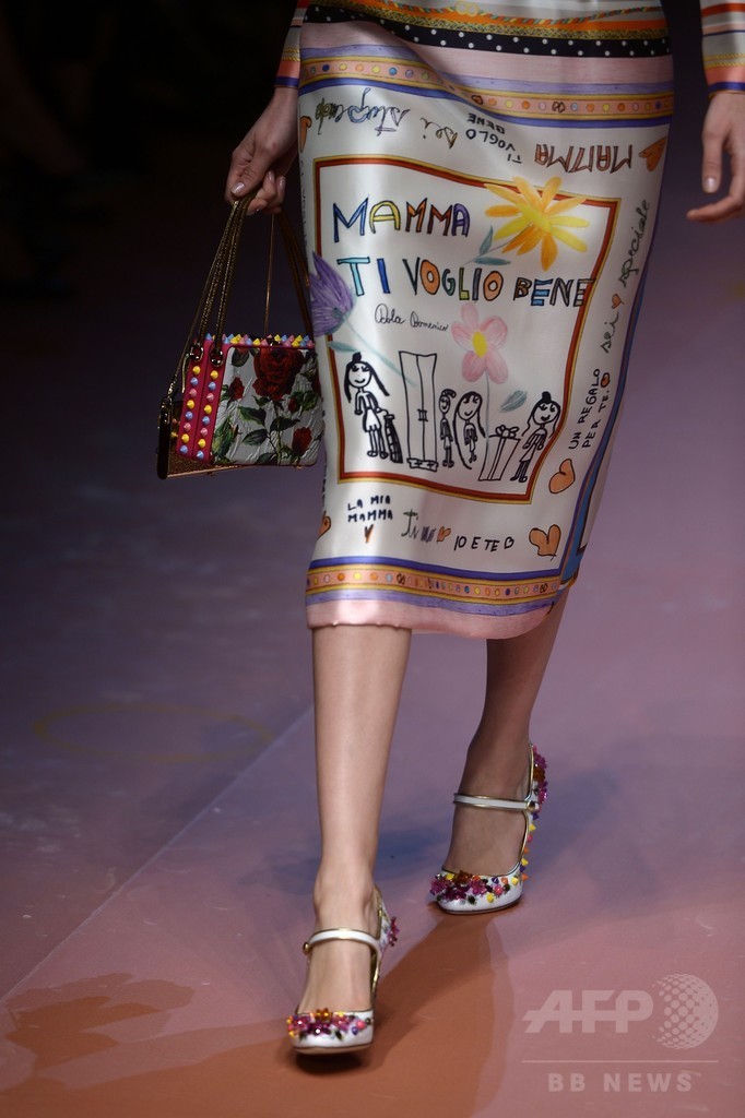 「ママ万歳！」お母さんたちに敬意を表して、「ドルチェ＆ガッバーナ」15/16秋冬 