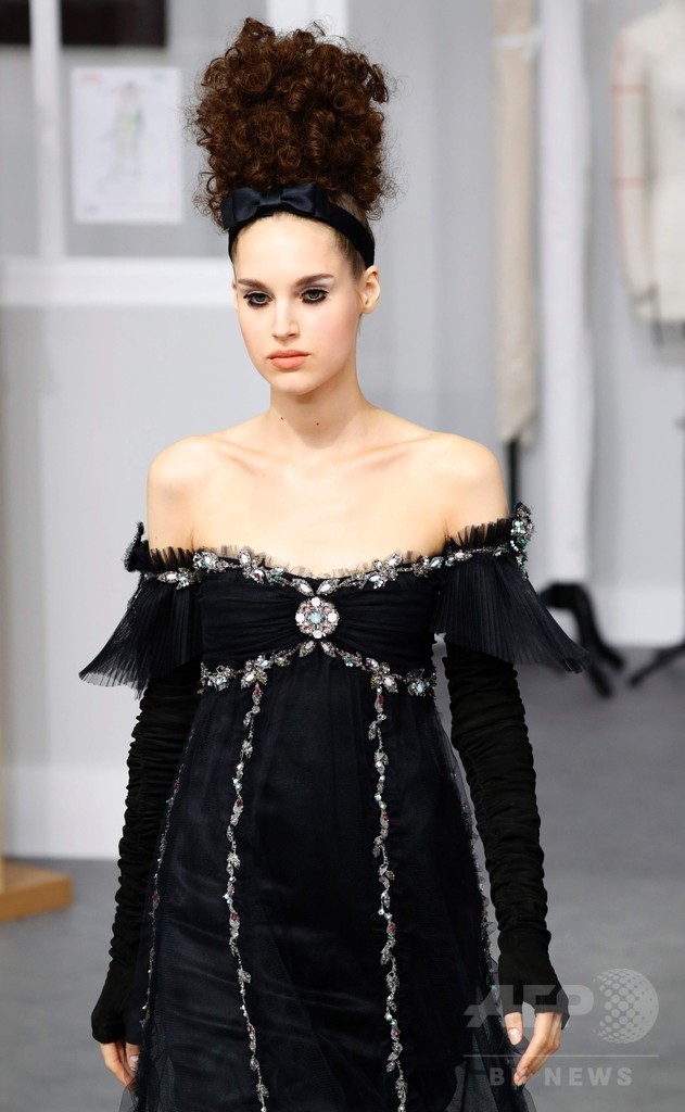 「シャネル」16/17年秋冬パリ・オートクチュール