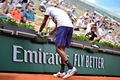全仏オープンテニス、男子シングルス2回戦。試合に敗れて落胆するガエル・モンフィス（2021年6月3日撮影）。(c)Martin BUREAU / AFP