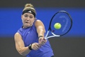 テニス、中国オープン、女子シングルス準決勝。リターンを打つカロリーナ・ムホバ（2024年10月5日撮影）。(c)Jade Gao / AFP