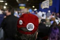 米インディアナ州サウスベンドでピート・ブティジェッジ市長の2020年大統領選の選挙集会に集まった支持者ら（2019年4月14日撮影）。(c)JOSHUA LOTT / AFP
